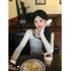 Sweet Off-Shoulder Polka Dot Long Sleeve T-Shirt for Women Early Spring Fake Two-Piece BM Top - Style b221e9